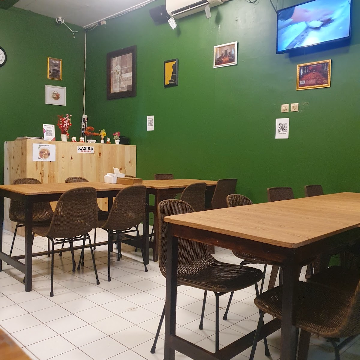 Hog Chi Minh Gading Serpong Photo 7
