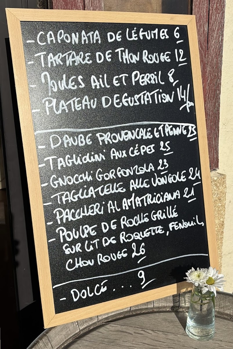 Le Petit Naples Photo Menu 1