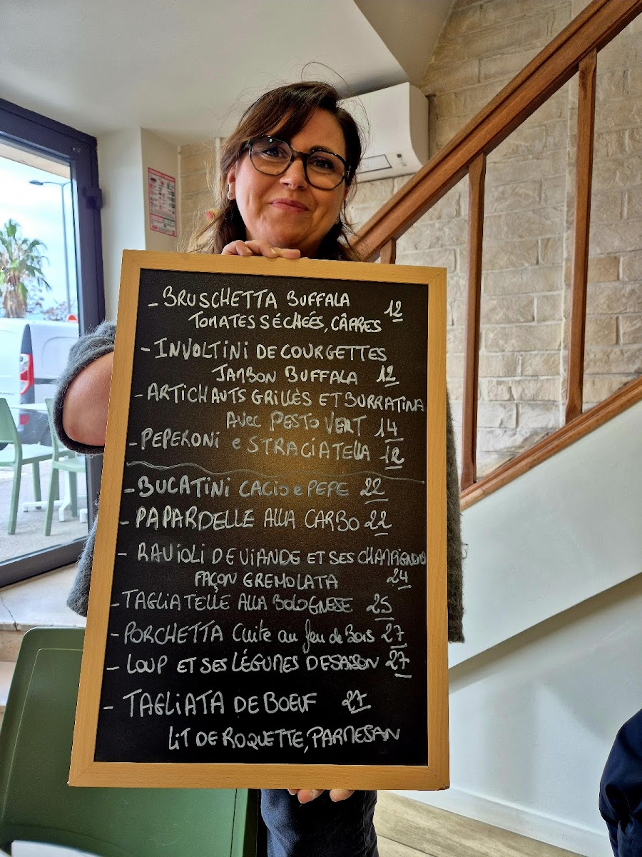 Le Petit Naples Photo Menu 3