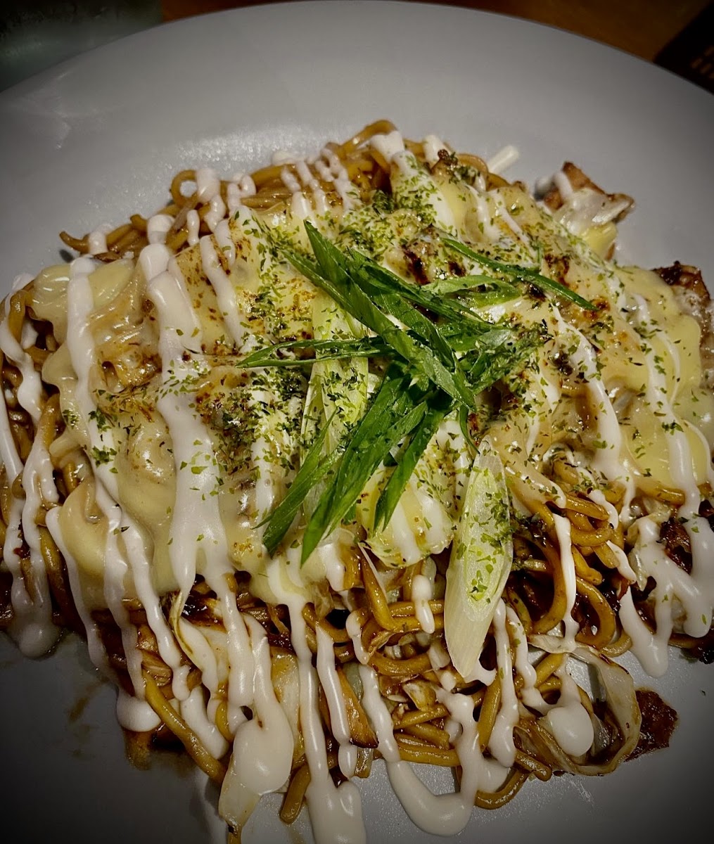 MAKU’S RAMEN - alfonso branch Photo 5