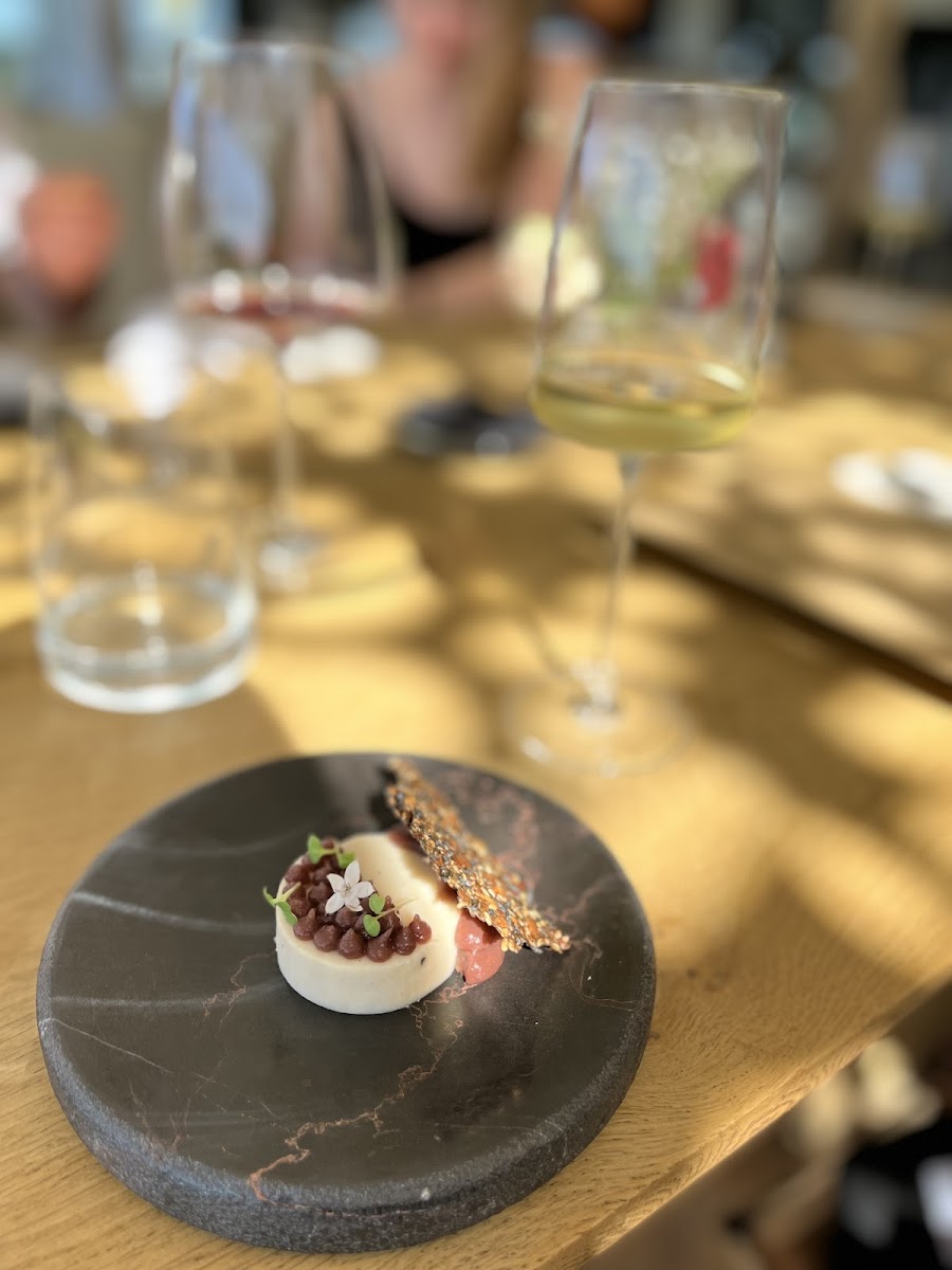 QUARTZ Restaurant Photo 8