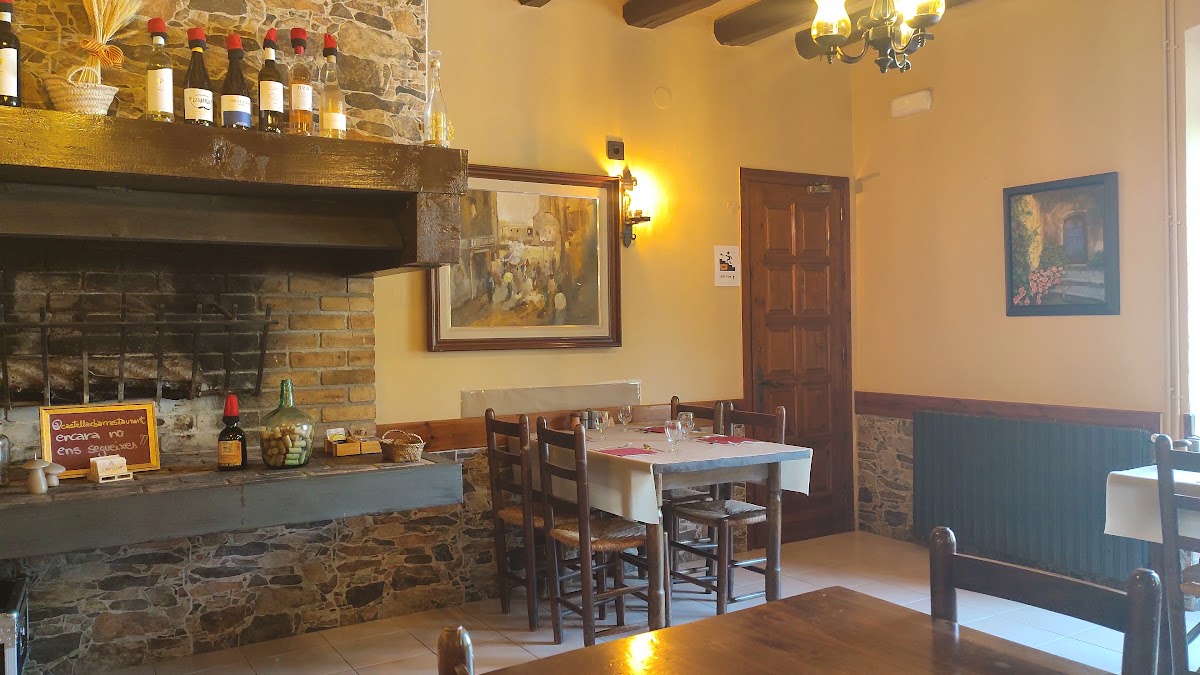 Bar Restaurant Castellar Photo 2
