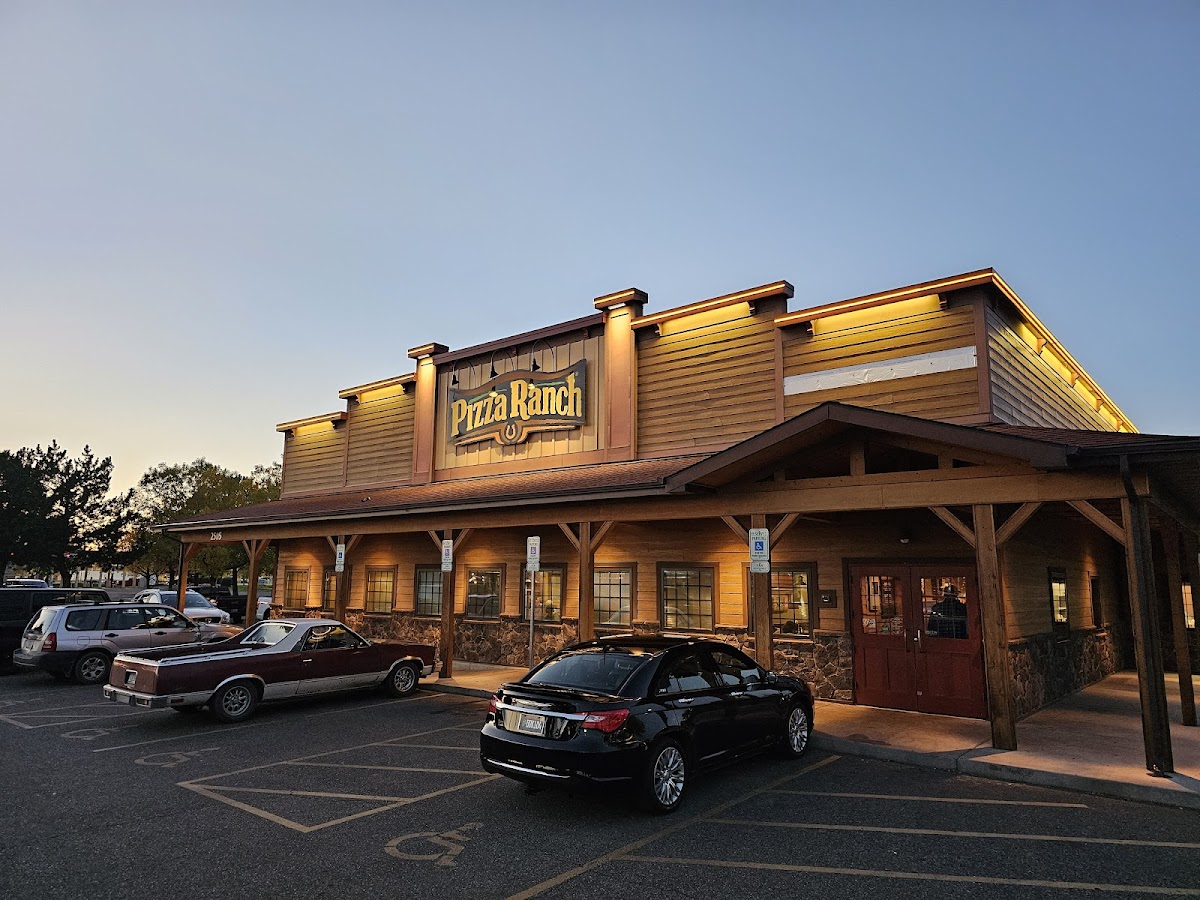 Pizza Ranch