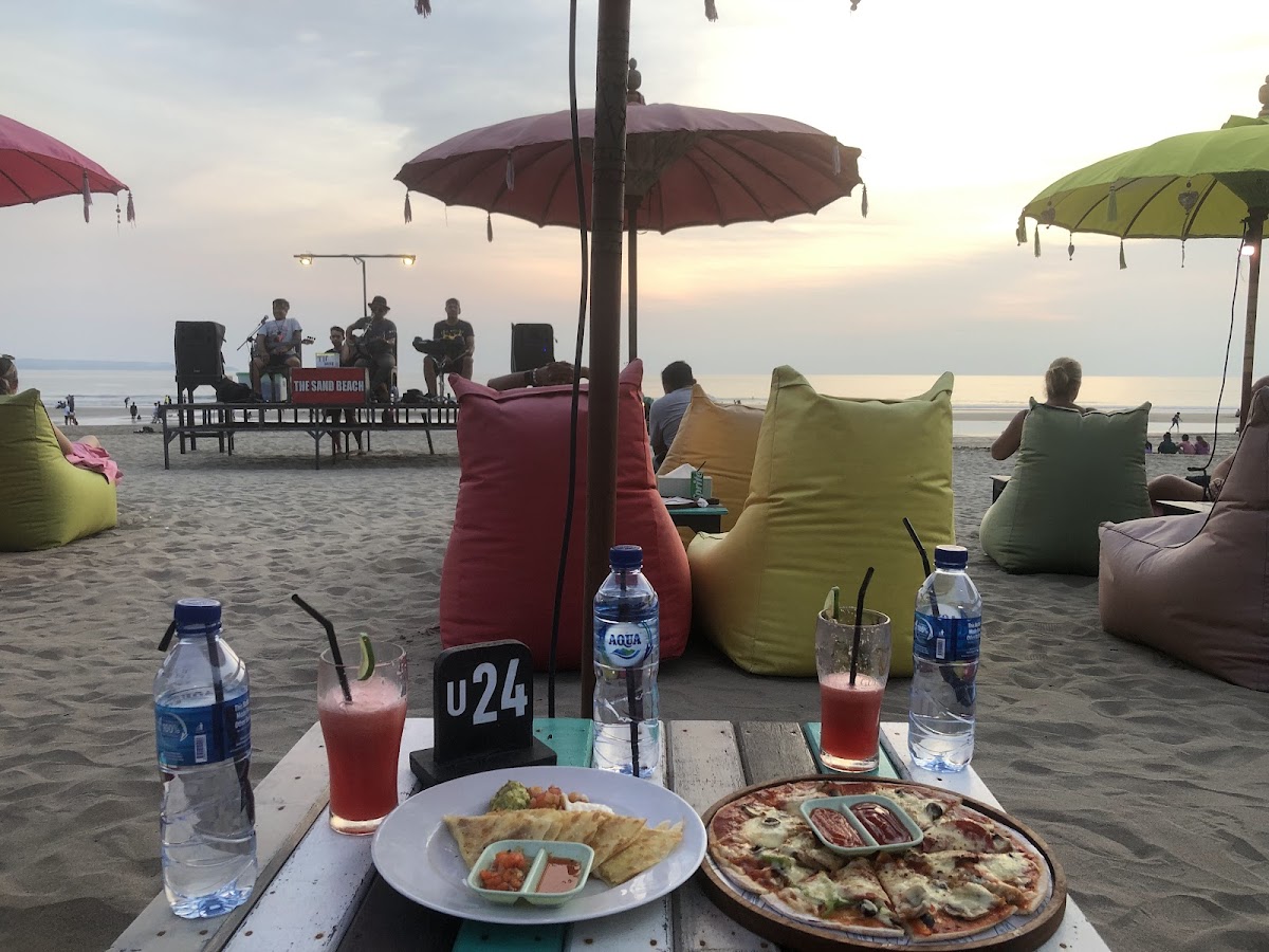 The Sand Beach Bar & Restaurant Photo 3