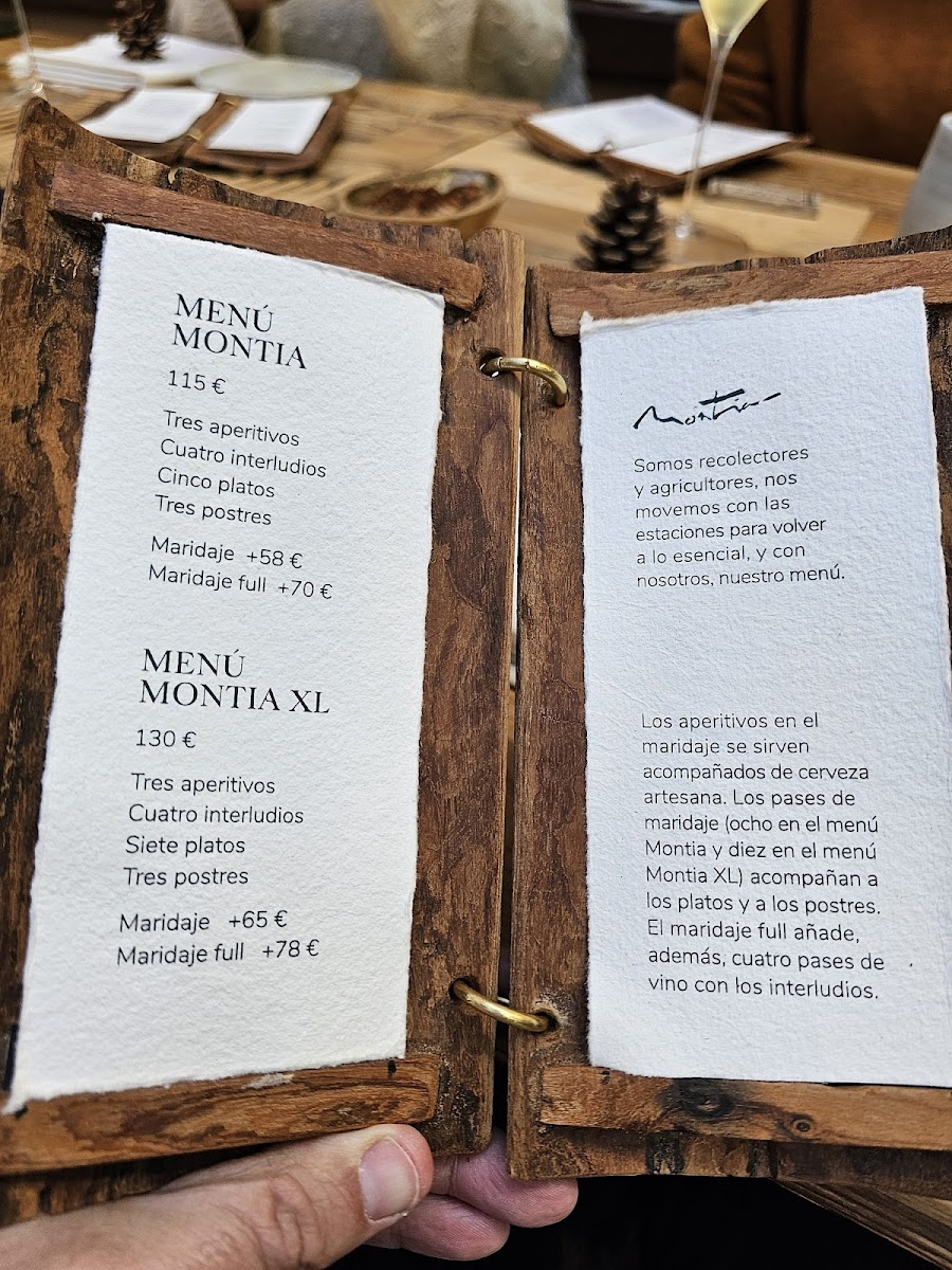 Restaurante MONTIA Photo Menu 10