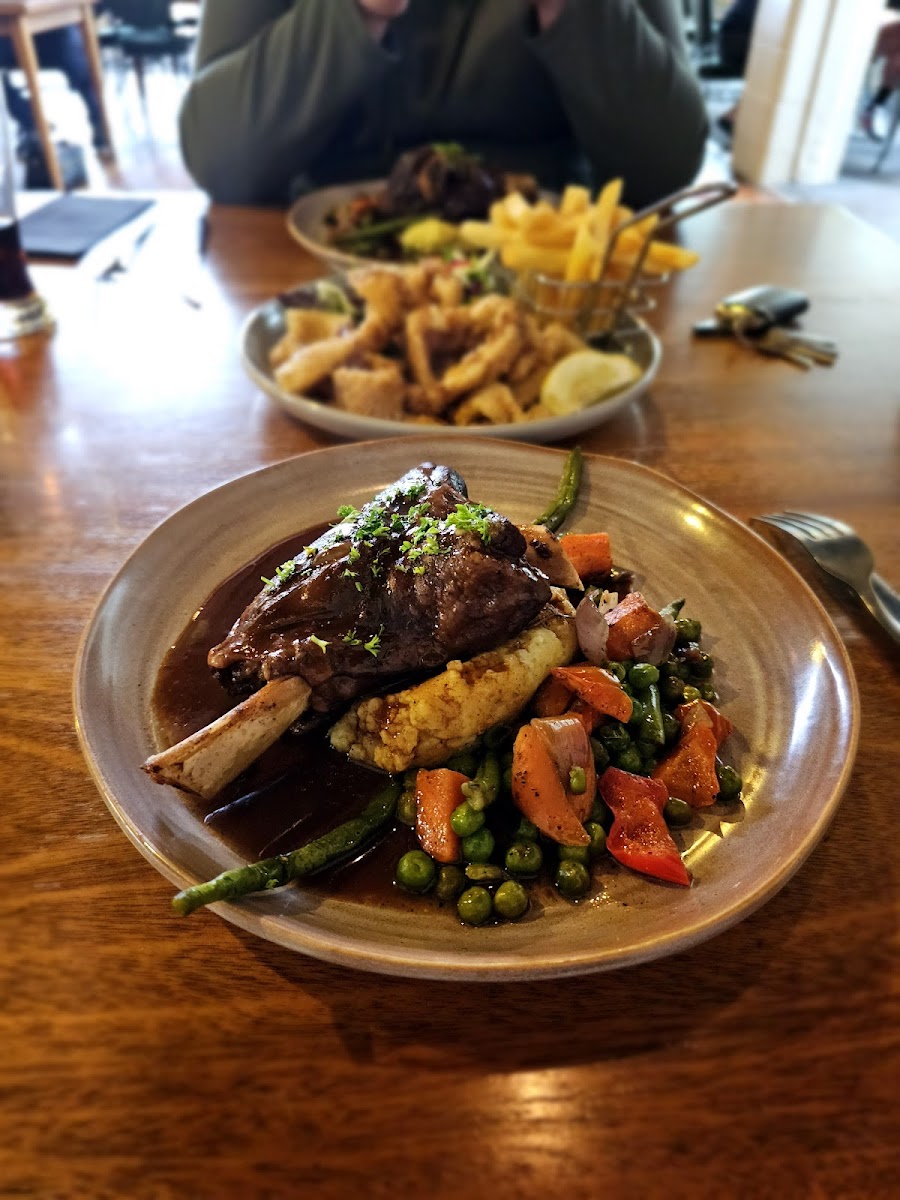 The Stables Bar and Grill Photo 4