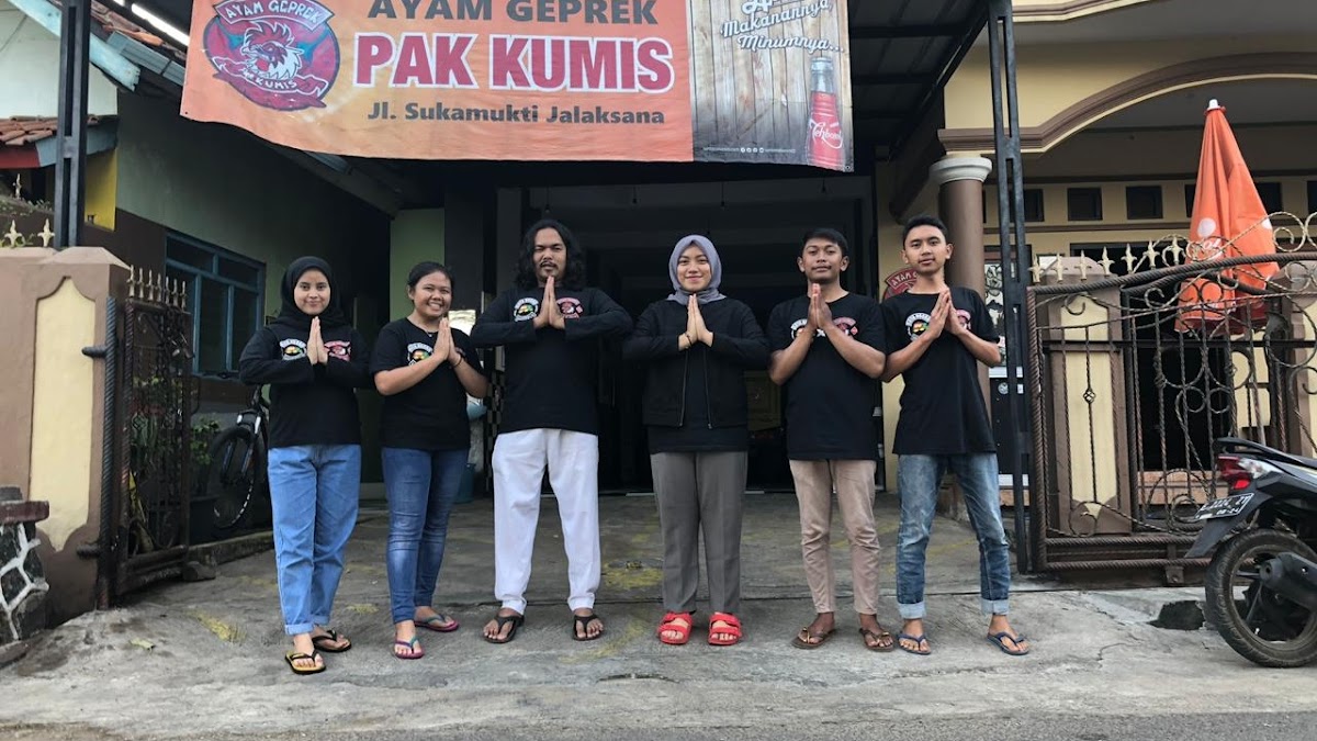 Ayam Geprek Pak Kumis Photo 4