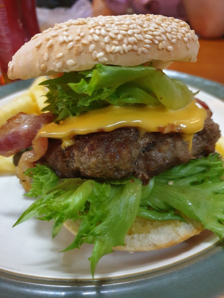 Home PIZZA AND BURGERS Photo 10