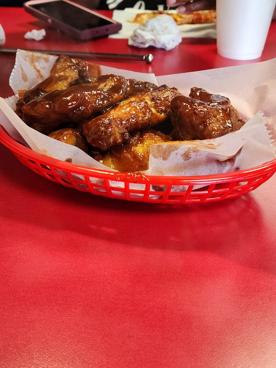 Johnny's Pizza House Photo 10