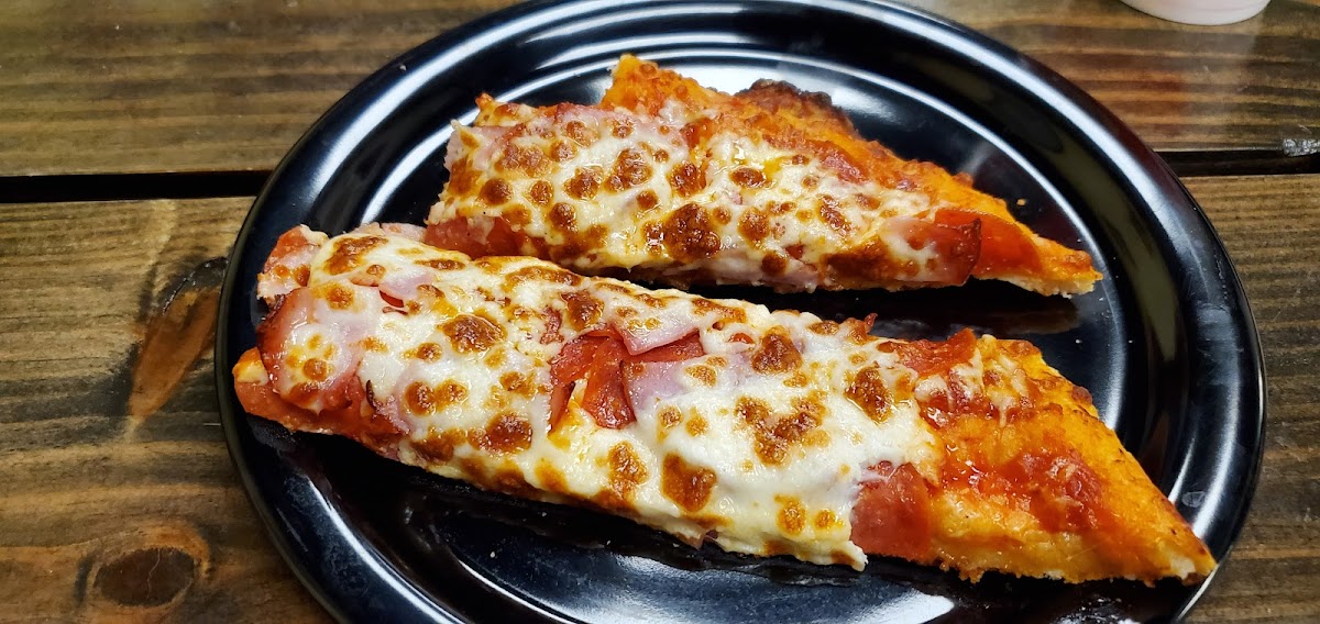 Johnny's Pizza House Photo 6