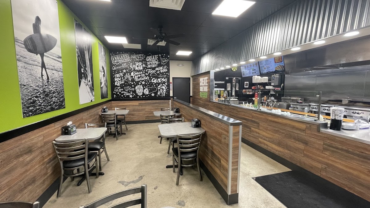 Bubbakoo's Burritos Photo 9