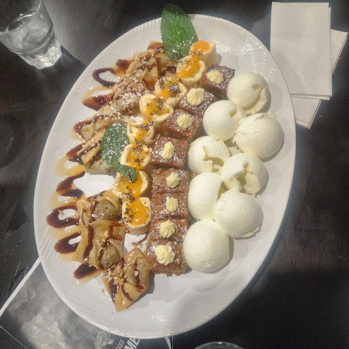 White Tiger Restaurant & Bar Photo 8