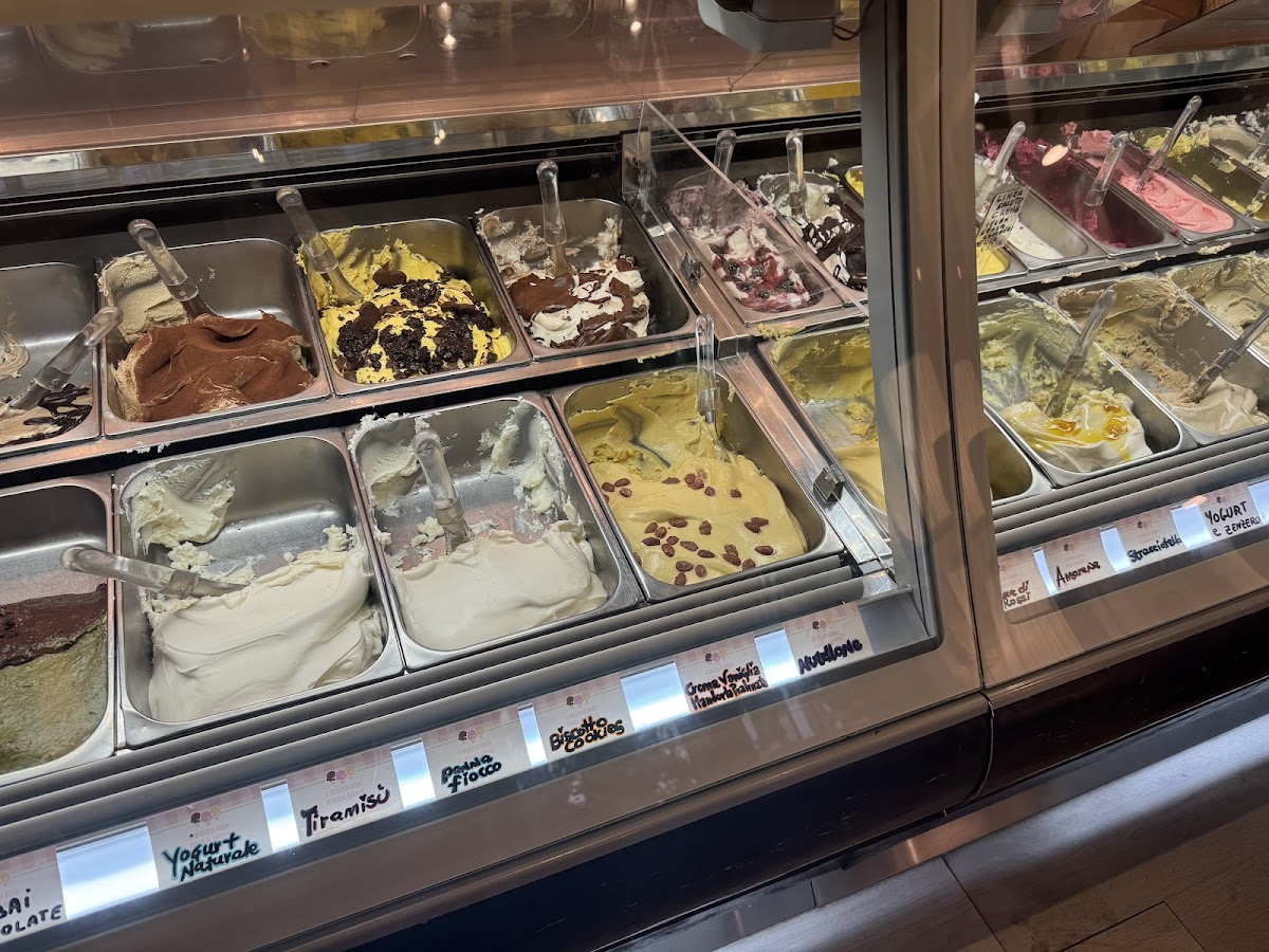 Gelateria Rossi Photo 4