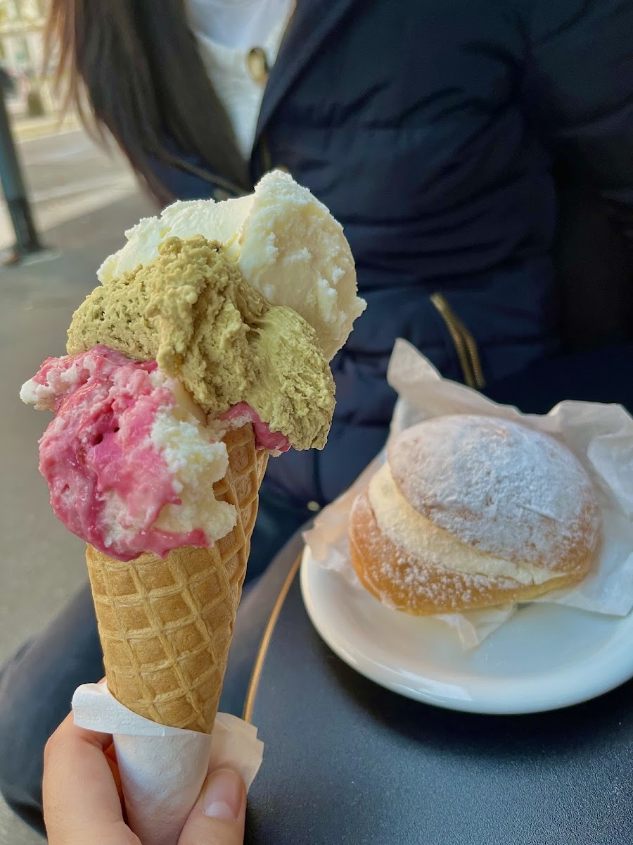 Gelateria Rossi Photo 9