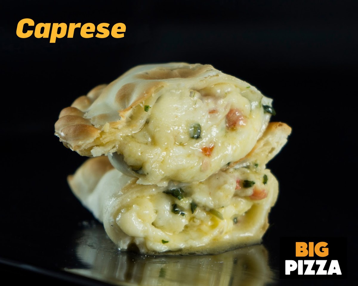 big pizza Photo 4