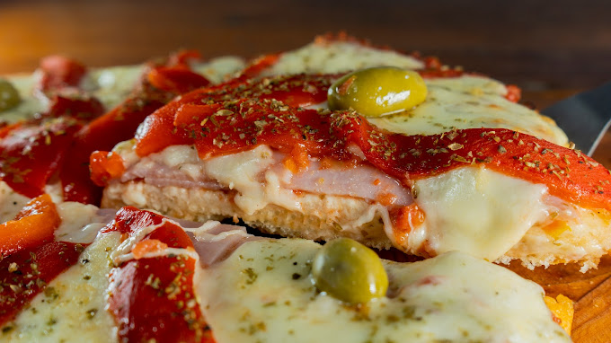 big pizza Photo 6