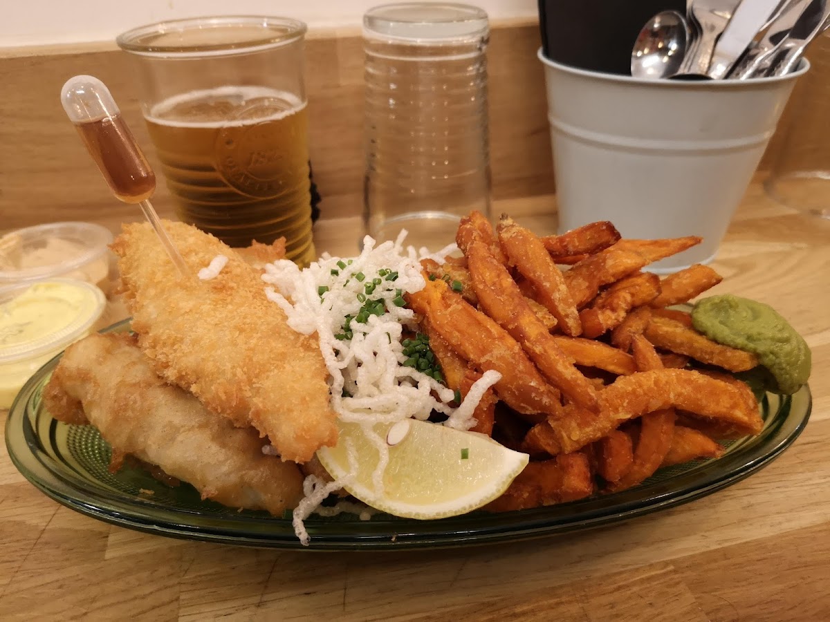 Miss Fish Photo 10