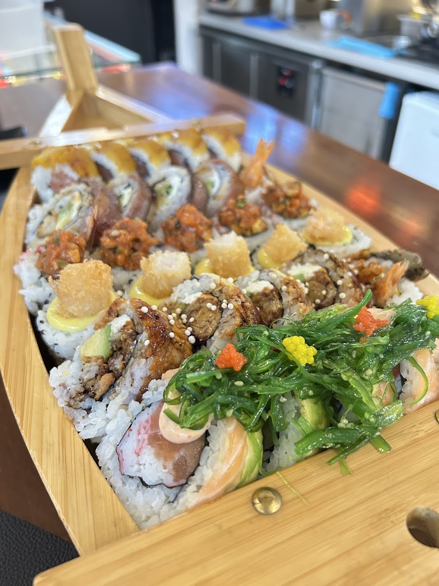 Kuro Obi Sushi Mercado de la Imprenta Photo 4