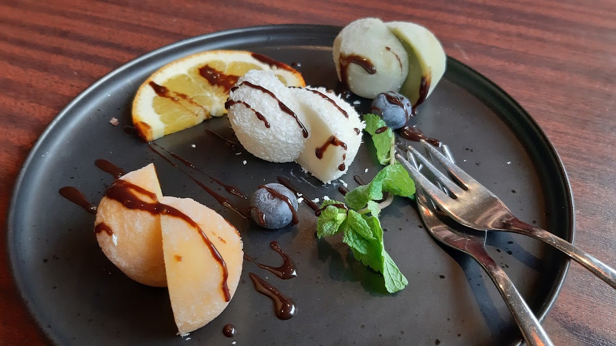 Hinoki Sushi Asia Restaurant Photo 8