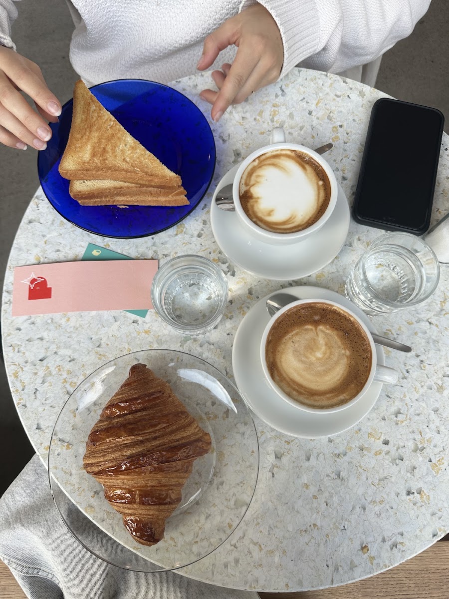 Café Ponti Photo 2
