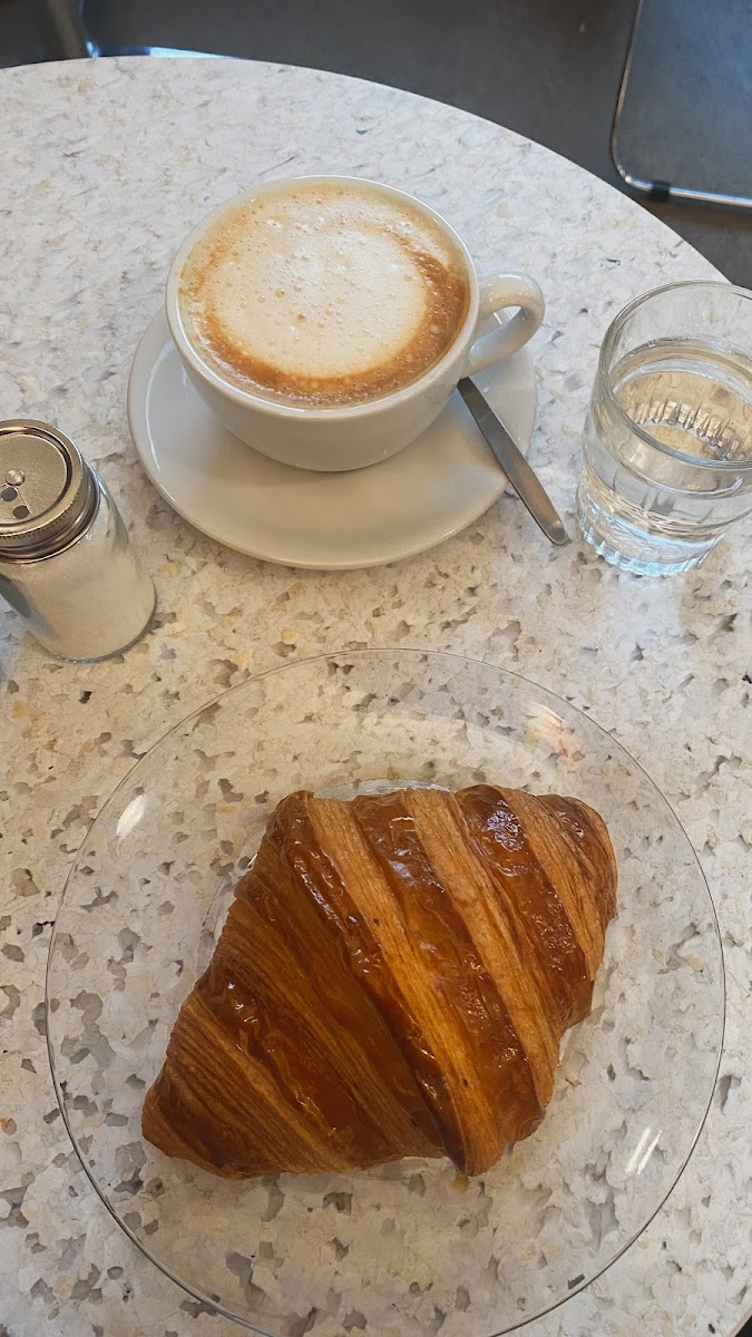 Café Ponti Photo 5