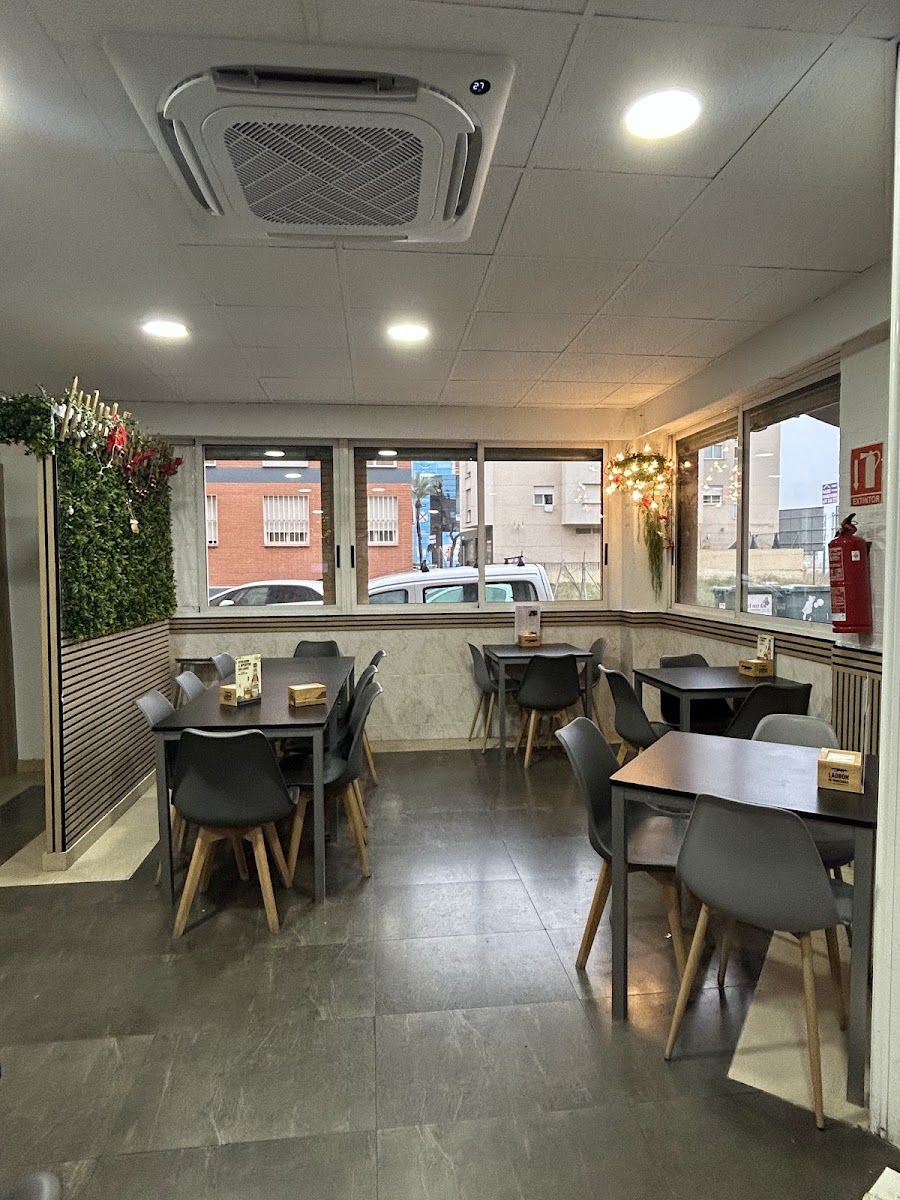 Cafetería Crisbel