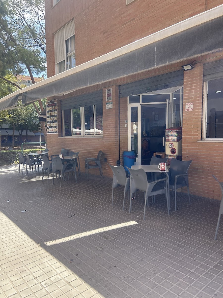 Cafetería Crisbel Photo 3