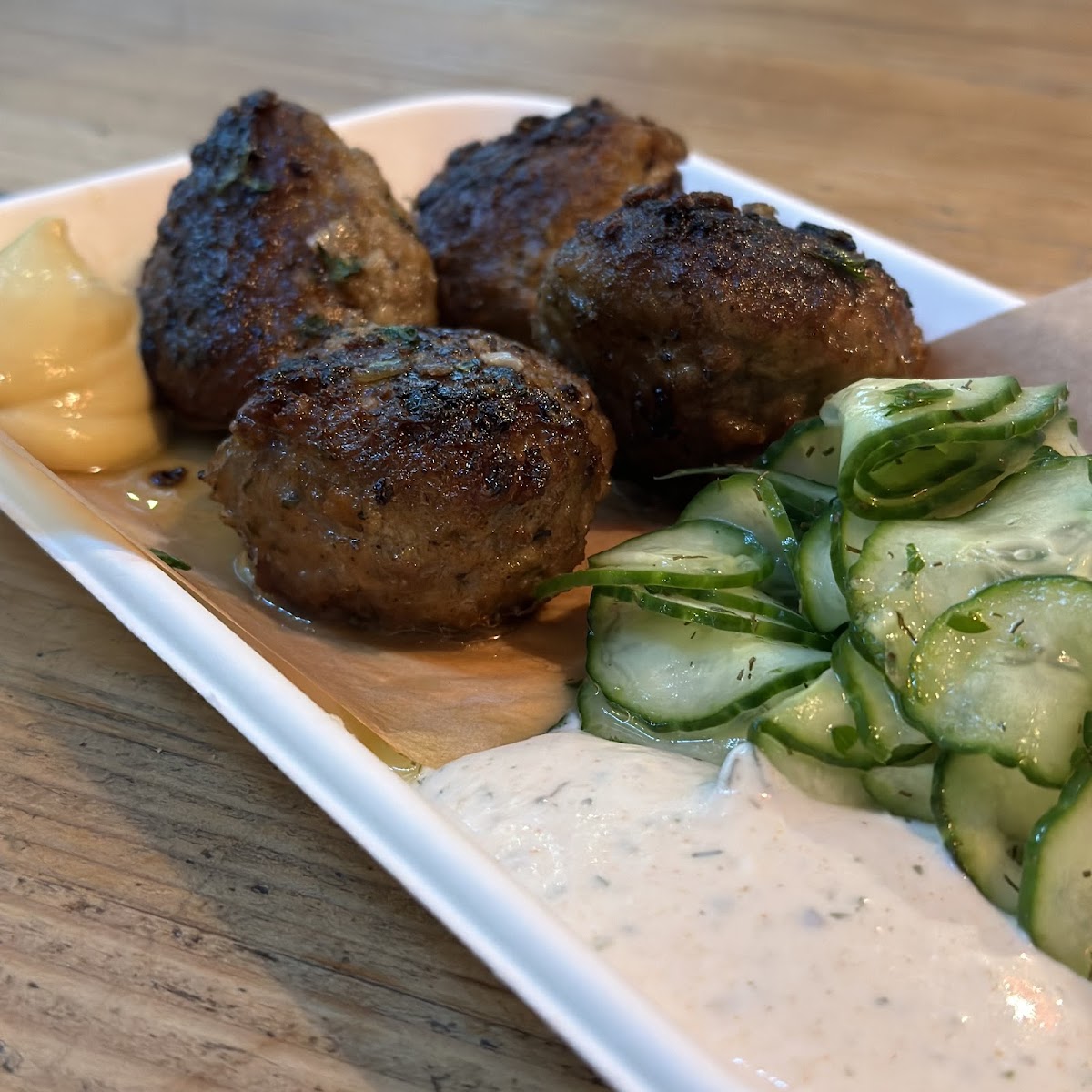 baller's place - beef and vegan balls Photo 7