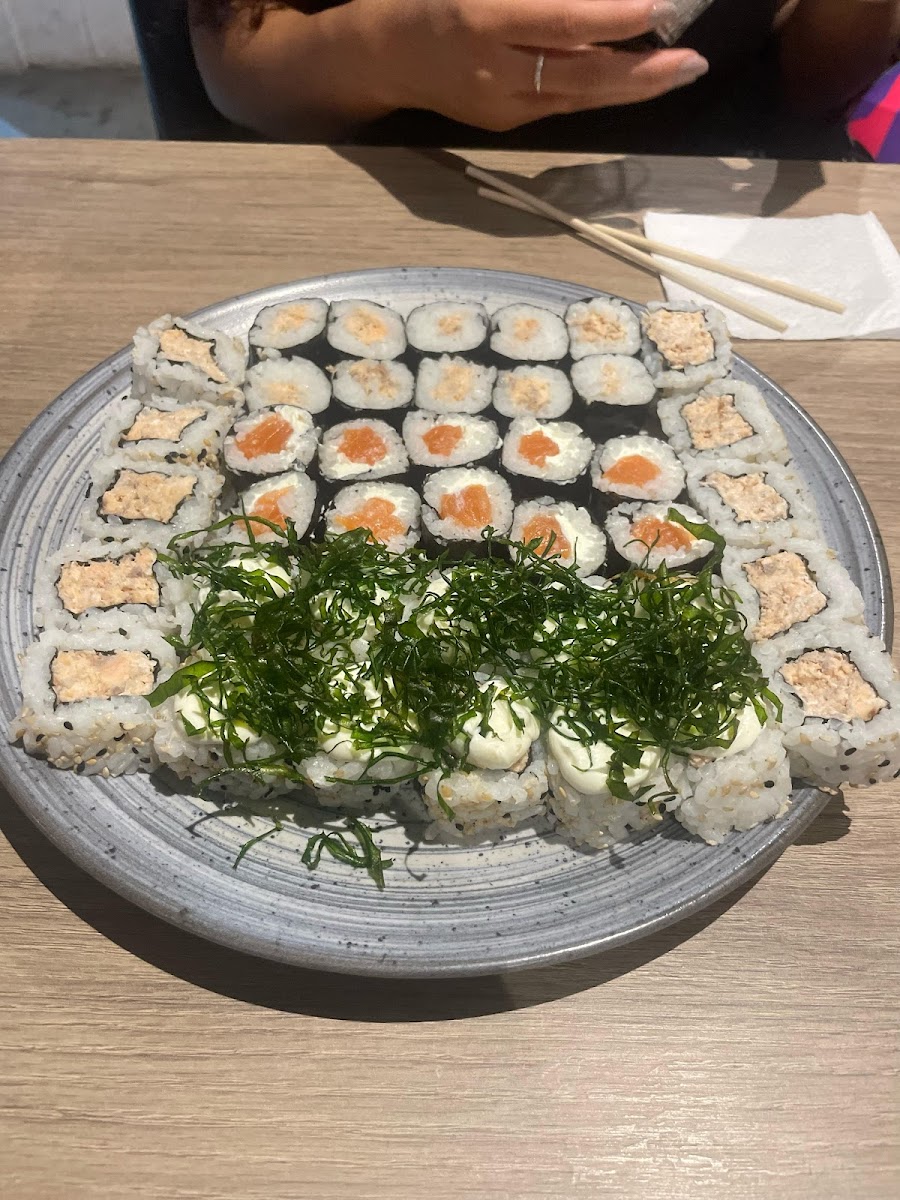 Tokyo Sushi Bar Photo 3