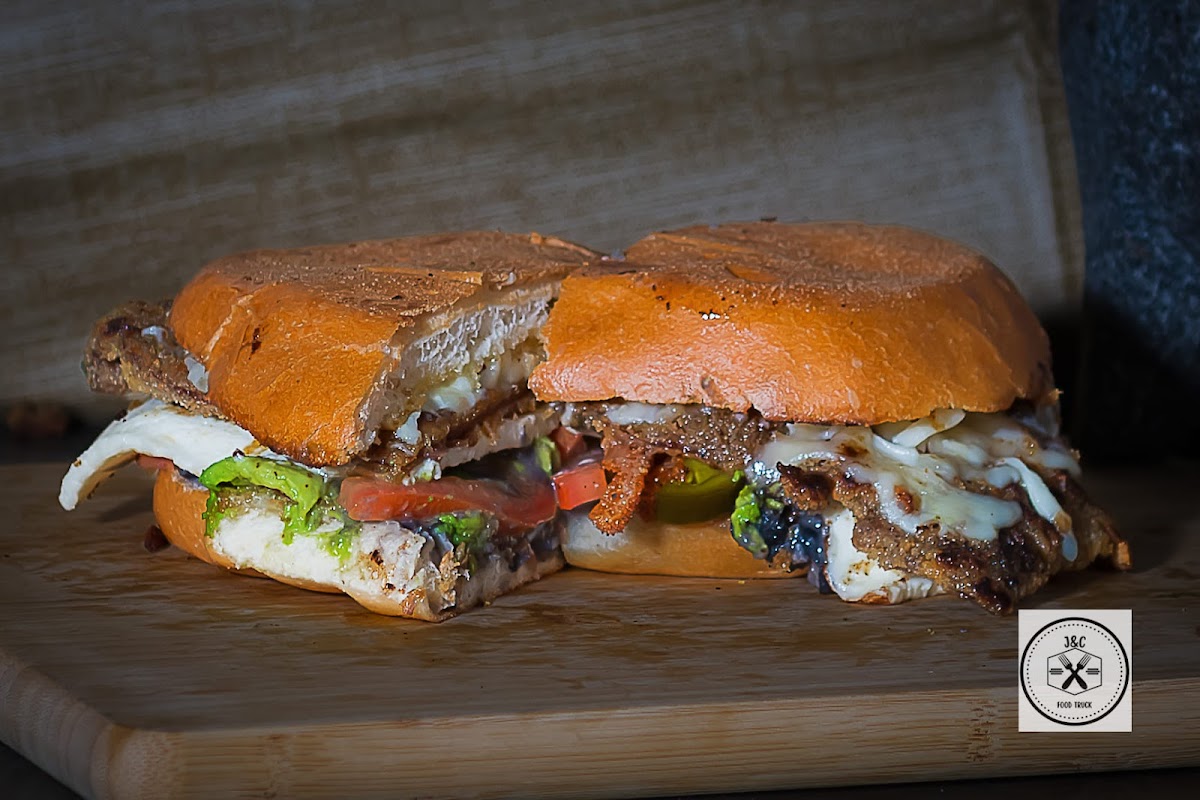 J&C Food Truck Photo 6