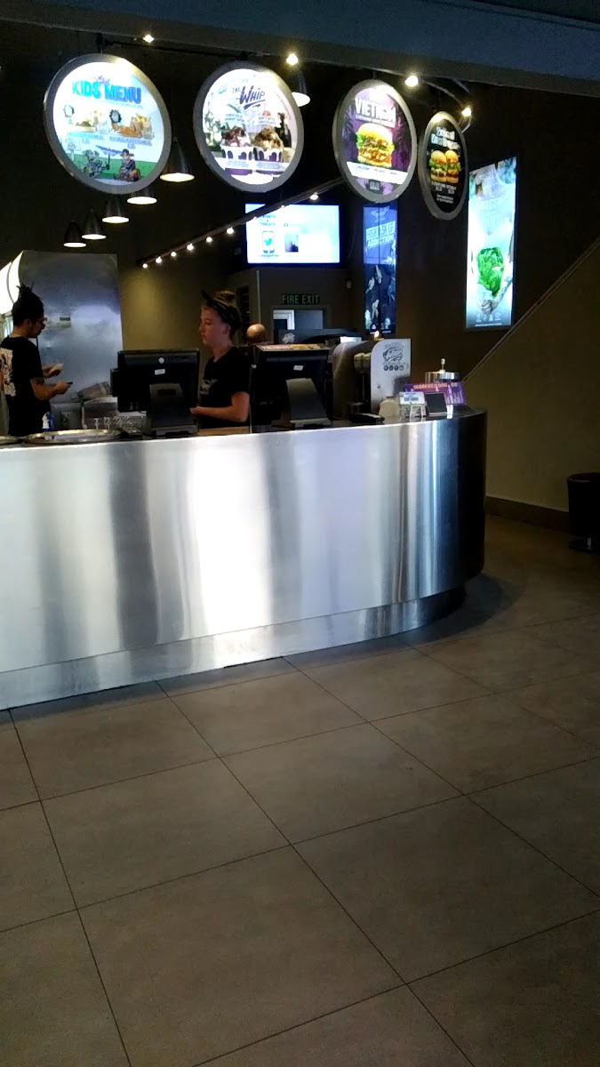 BurgerFuel New Plymouth Photo 2