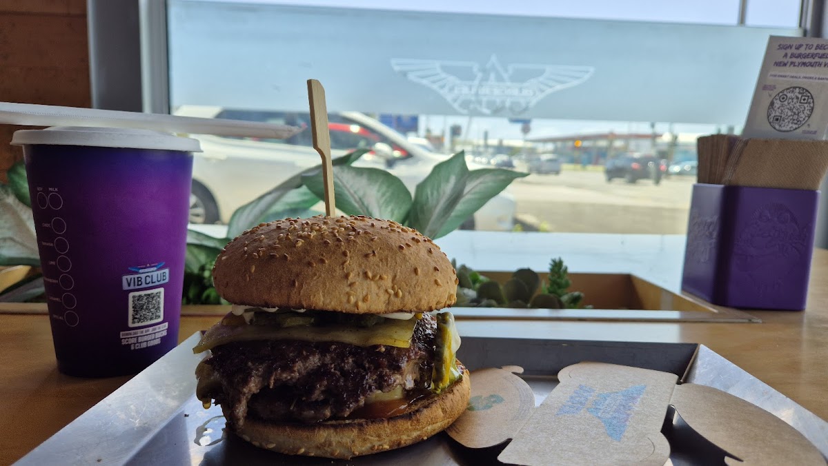 BurgerFuel New Plymouth Photo 5