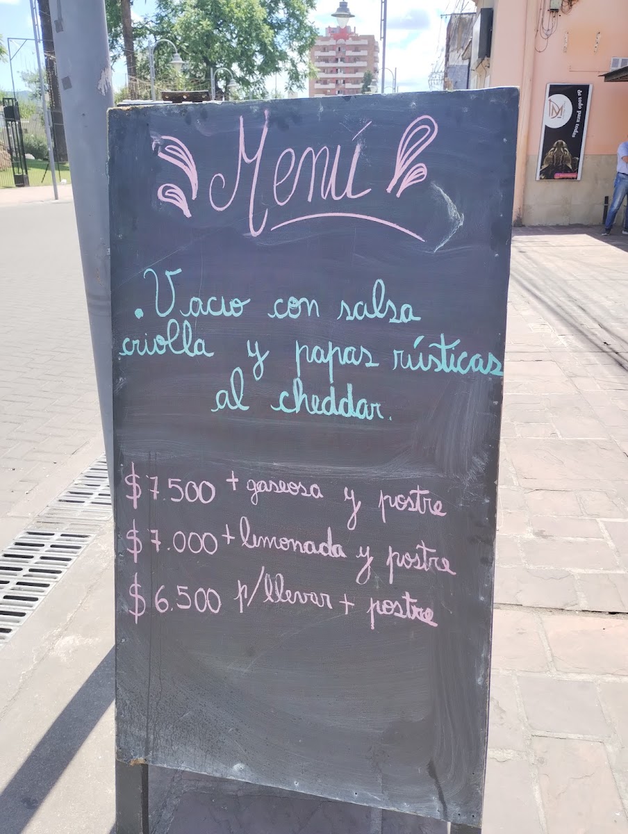 PEPIRA Cafe & restó Photo Menu 2