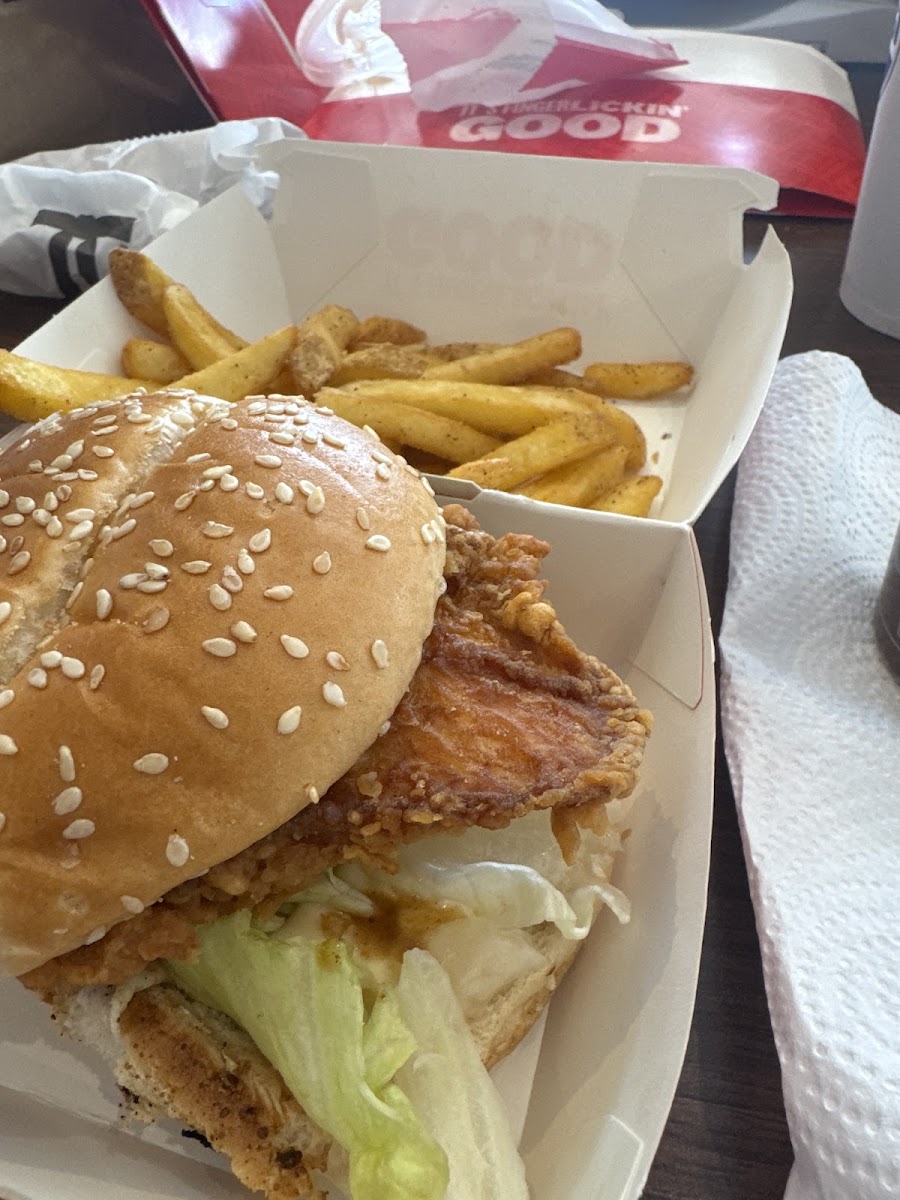 KFC Moreton Hoylake Road Photo 2