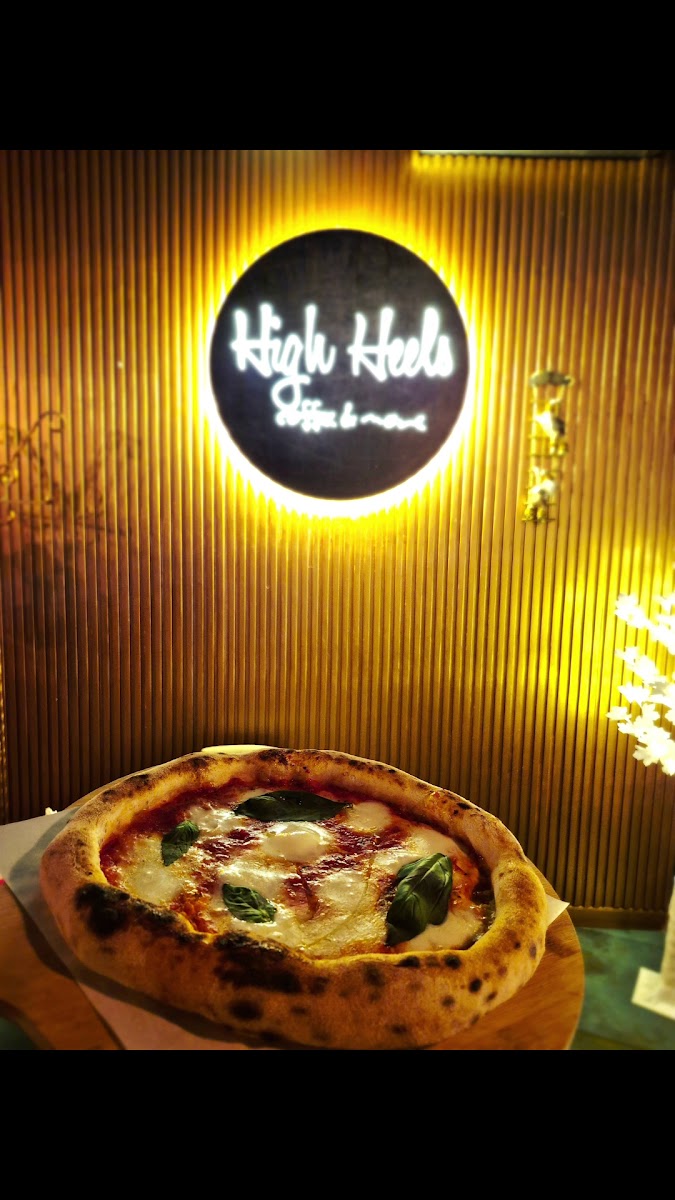 High Heels Cafe Photo 2