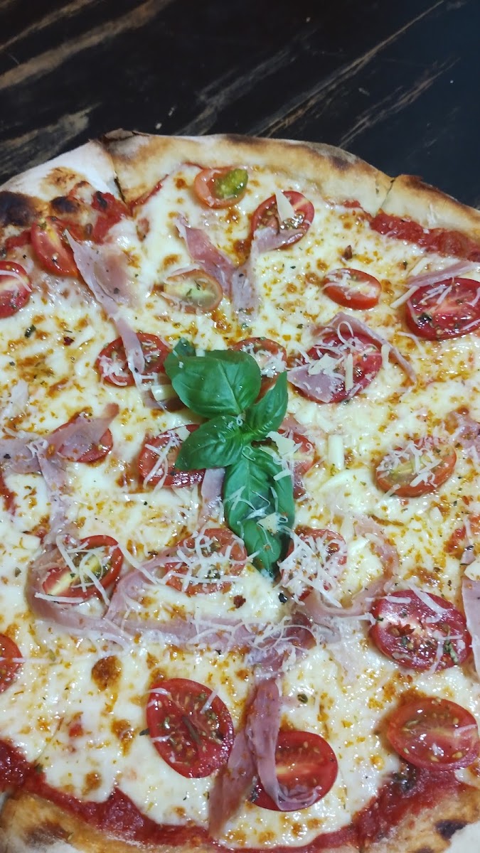 El Garage Pizzas Photo 7