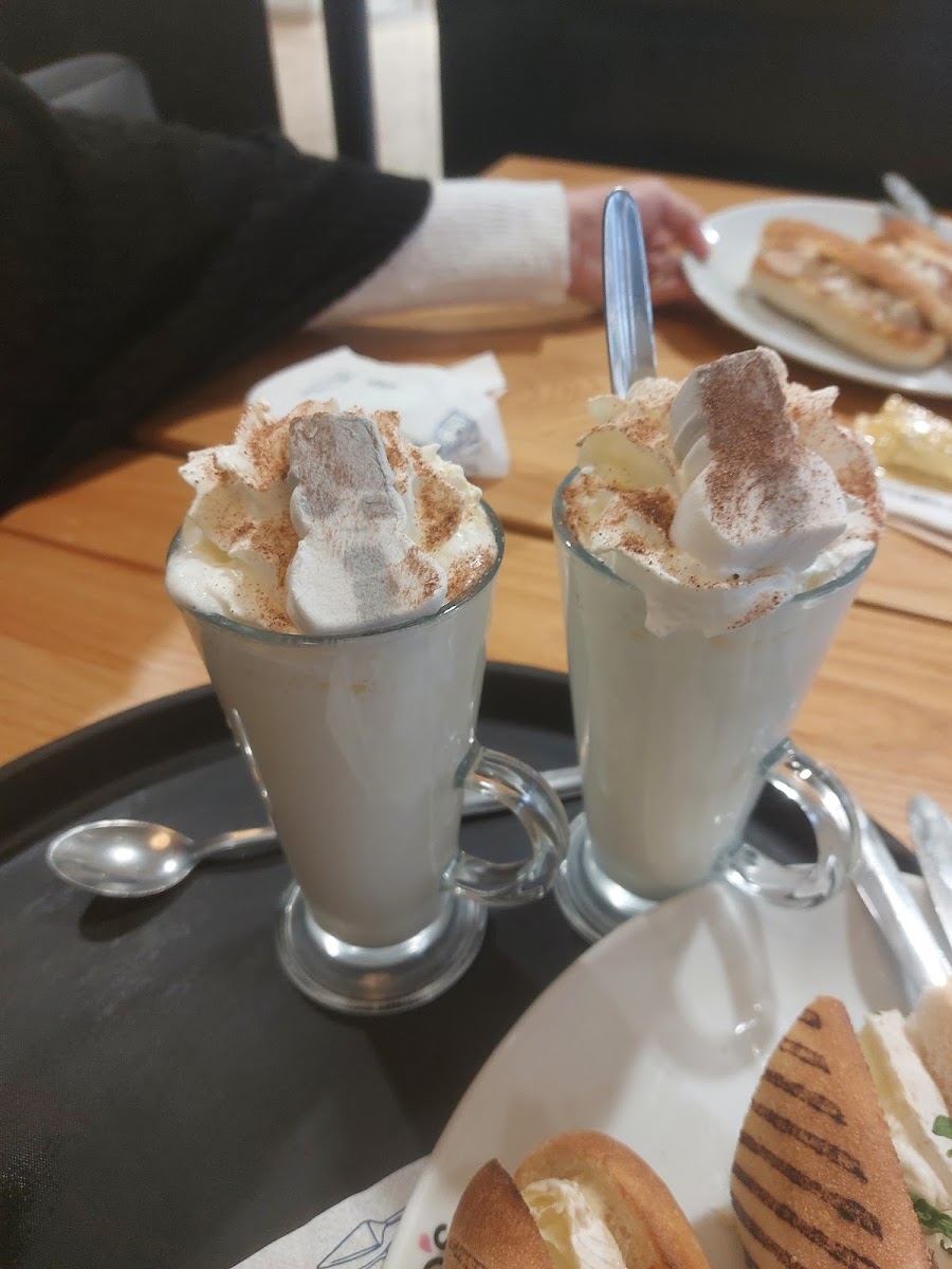 BB's Coffee & Muffins Photo 8