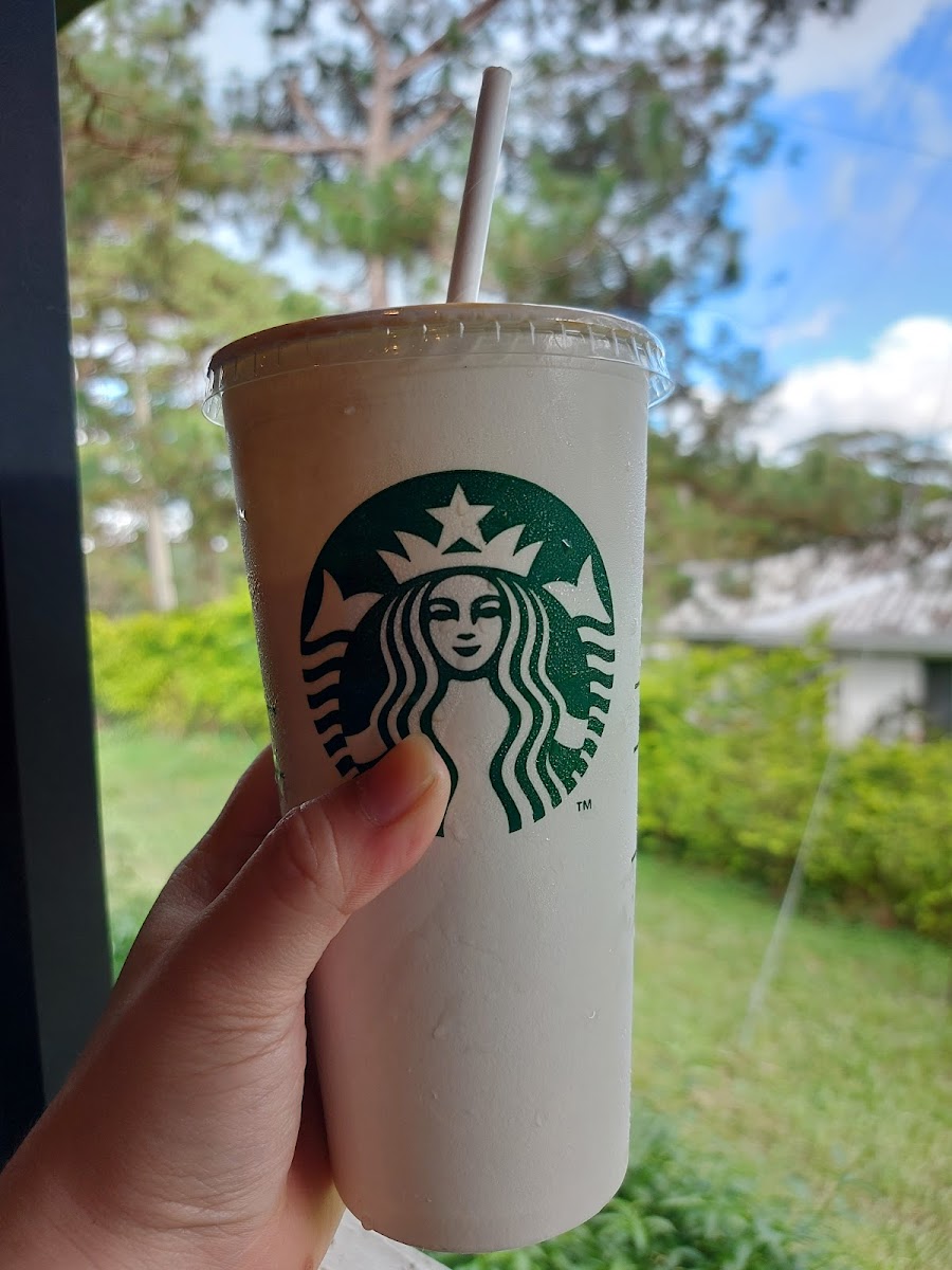 Starbucks Camp John Hay Photo 5