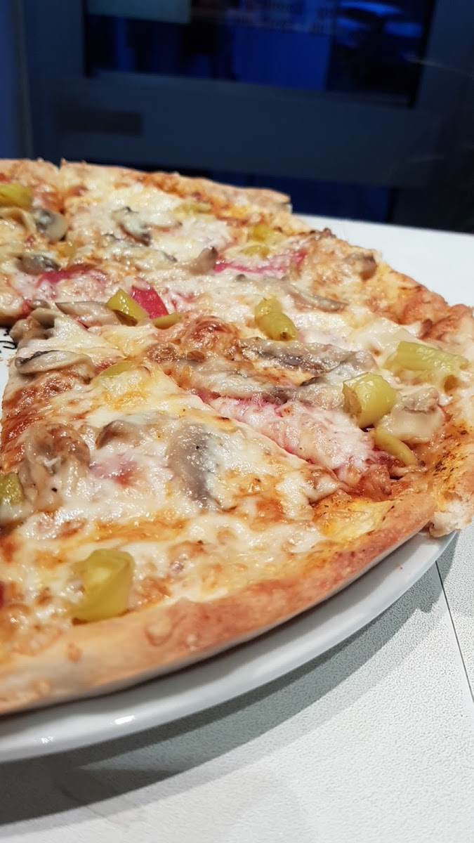 Pizzeria Levante Dörfles-Esbach Photo 8