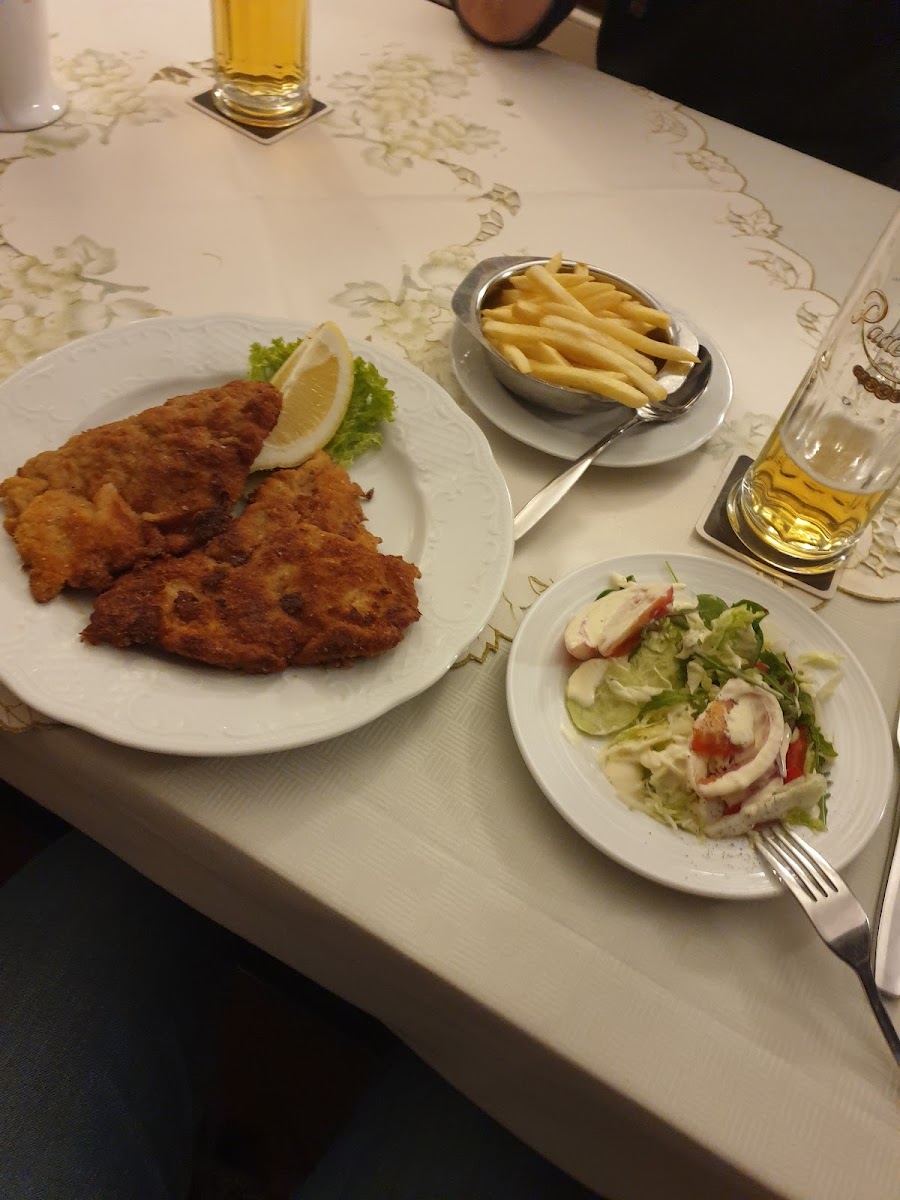 Hotel Gudd - Restaurant & Kegelbahn Photo 5