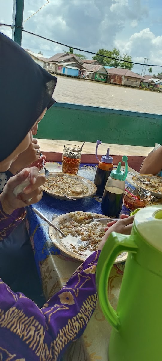 Warung Terapung kampung Biru Mama Amel Photo 8