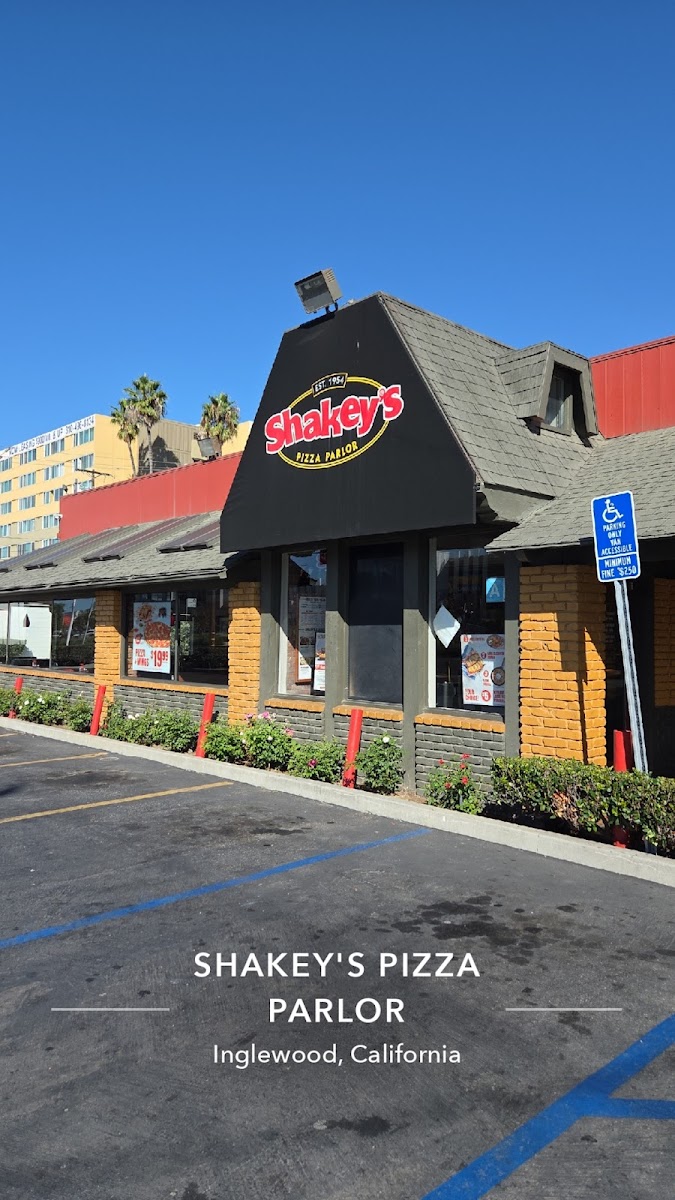 Shakey's Pizza Parlor