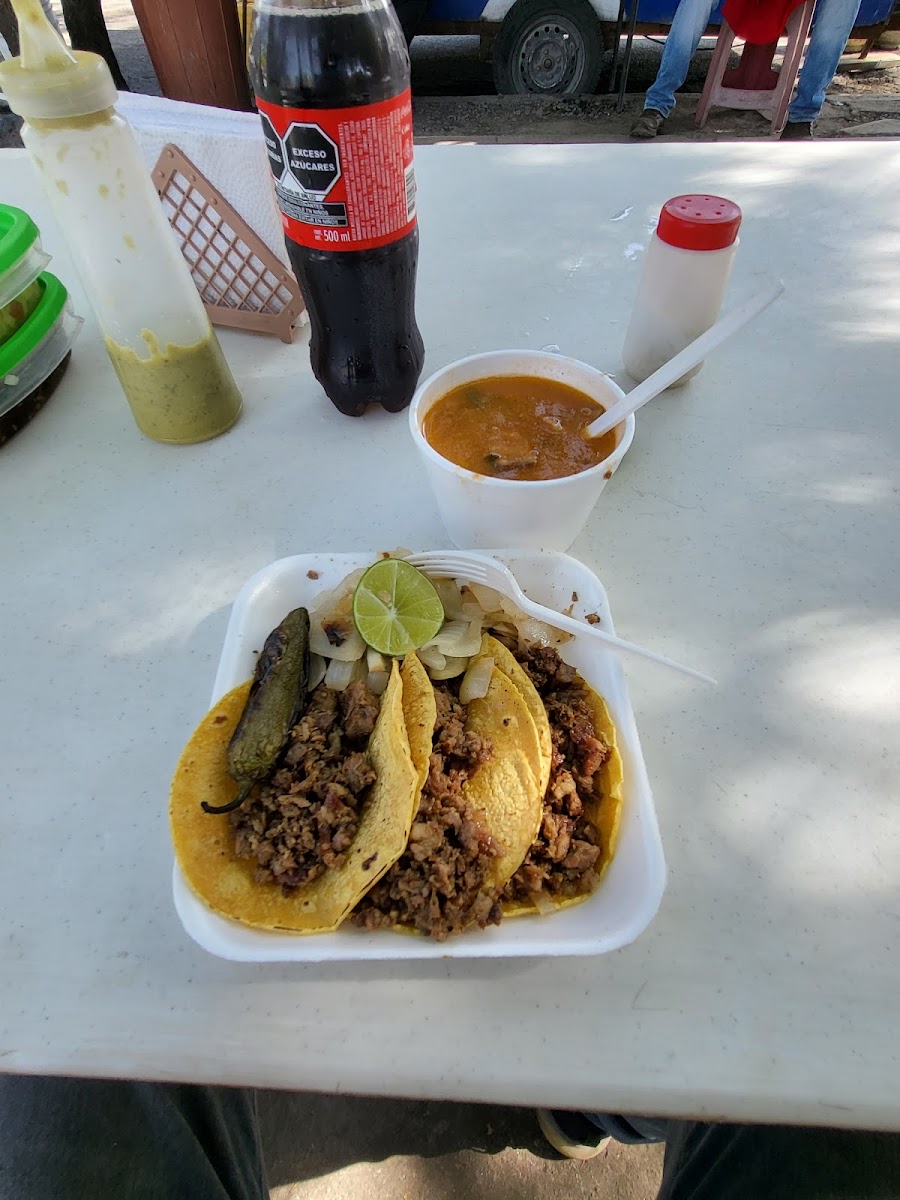 Tacos Las Bajadas Photo 5