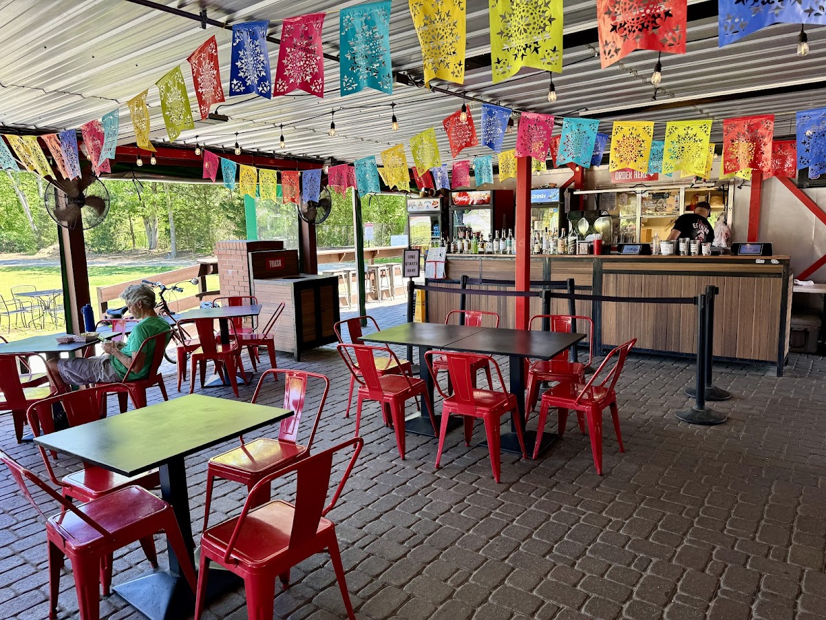 Agavero Cantina - Parkside Photo 4