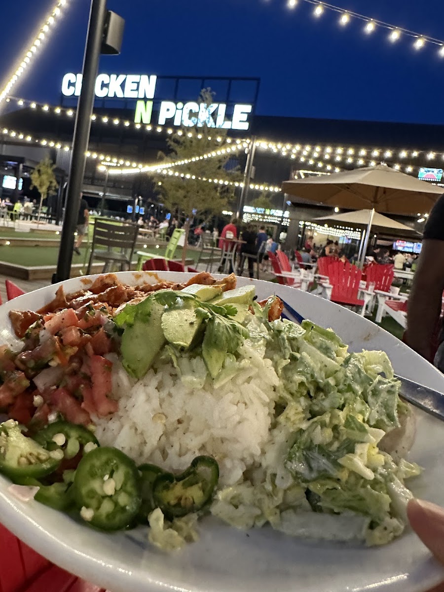 Chicken N Pickle - St. Charles Photo 8