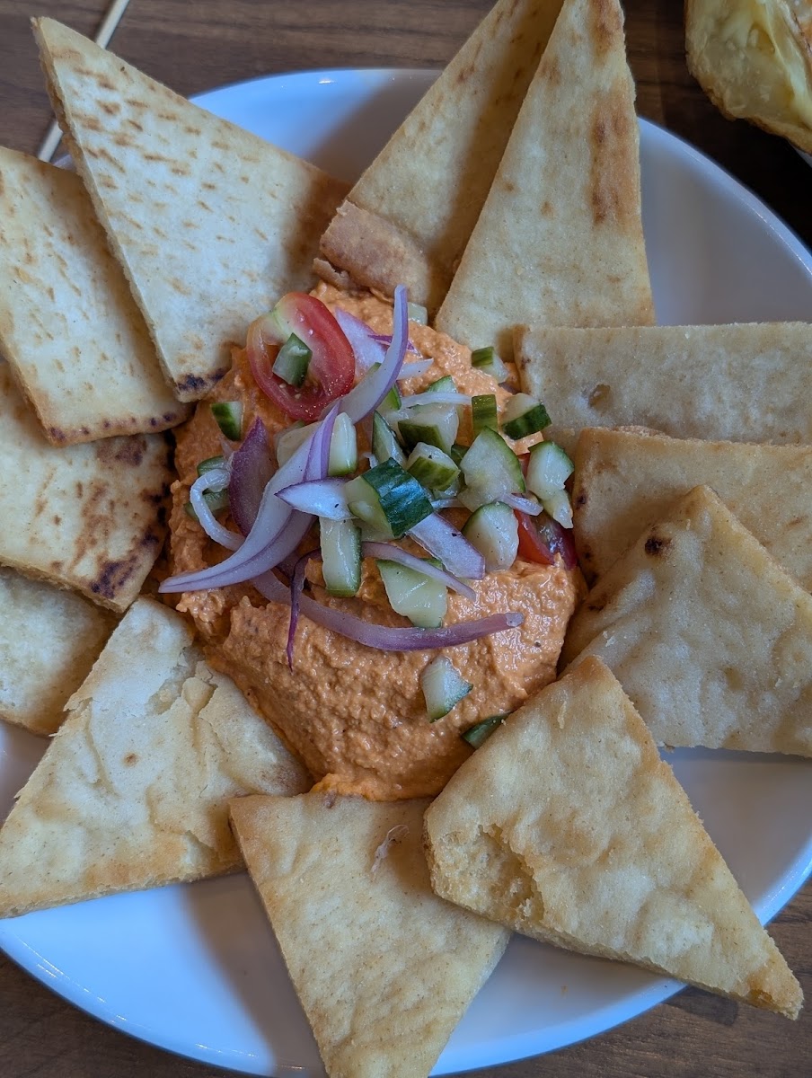 Chicken N Pickle - St. Charles Photo 9