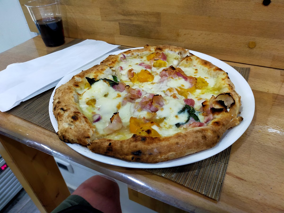 Pizzeria napoletana Biagio Photo 9