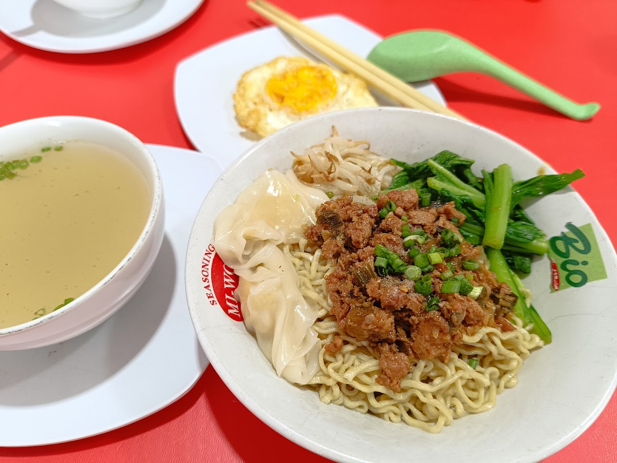 Mie Kriting Awie Photo 3