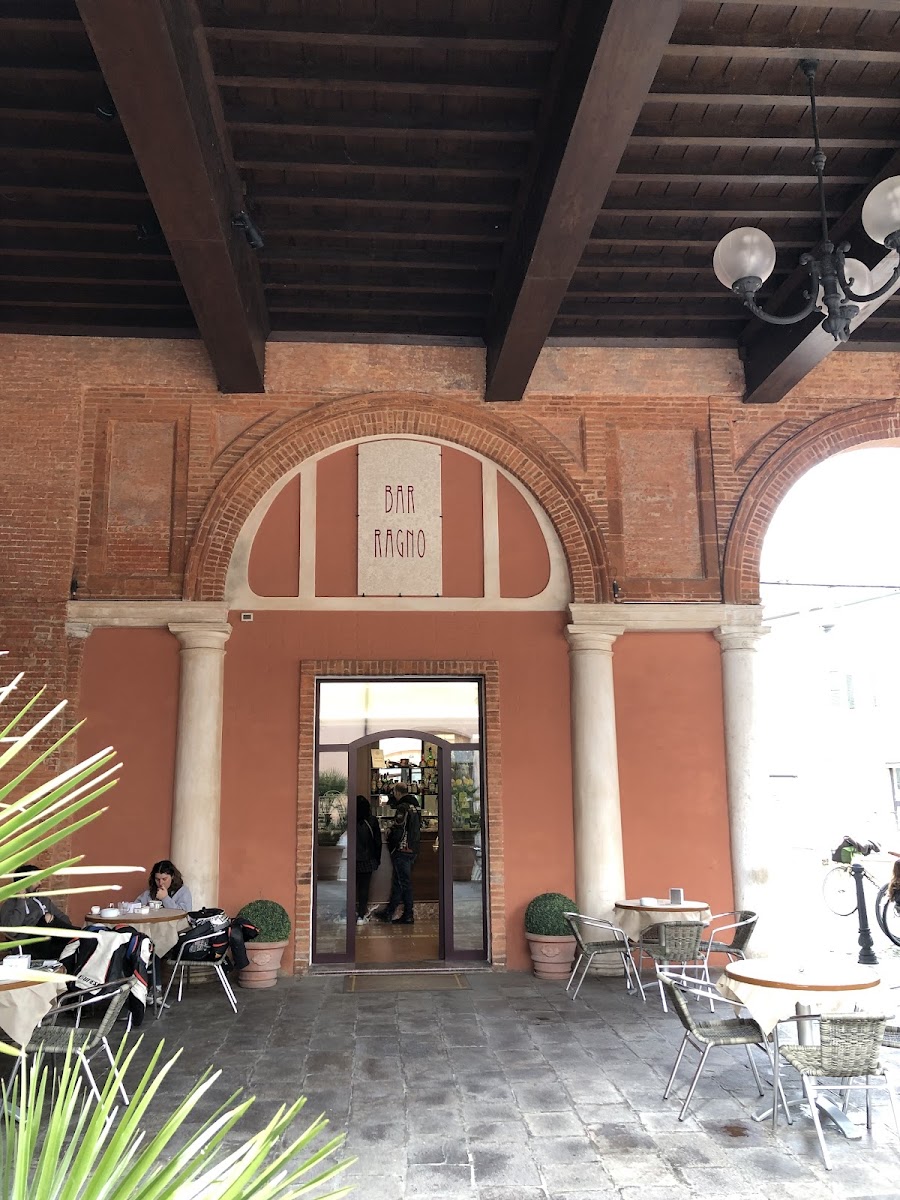 Bar Ragno Photo 4