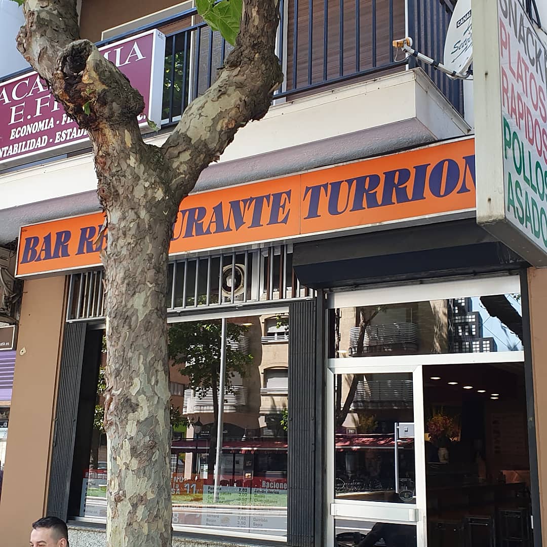 Bar restaurante Turrión